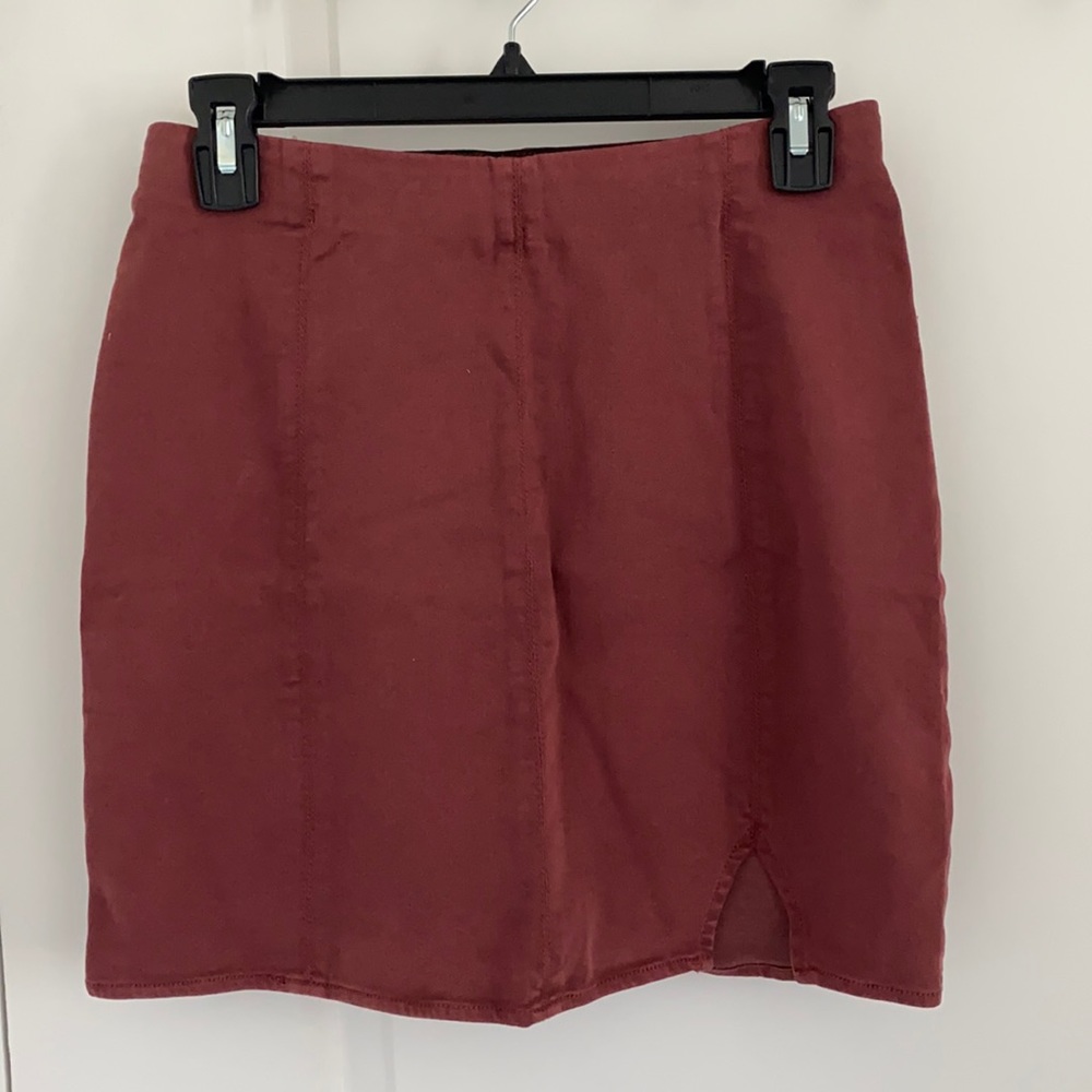 Women’s skirt (NEW)